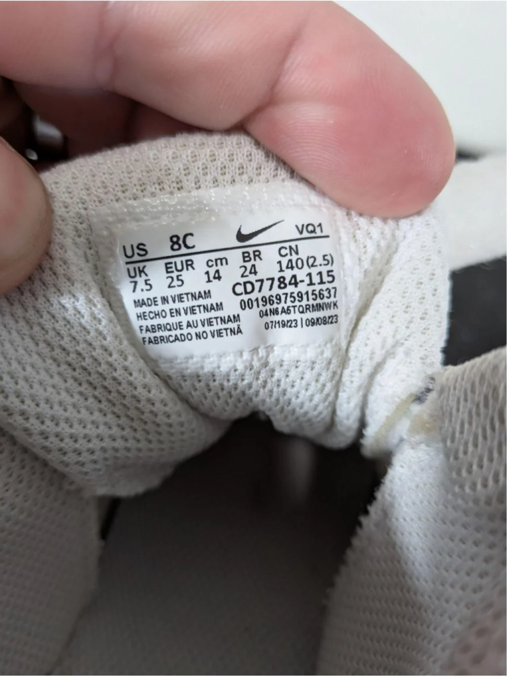 Nike Court Borough Mid 2 Shoes Kids Size 8C White Mid Top Sneakers CD7784-115